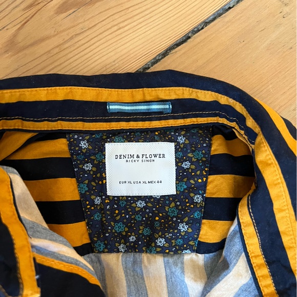 Denim and Flower fun striped button down - Picture 4 of 4